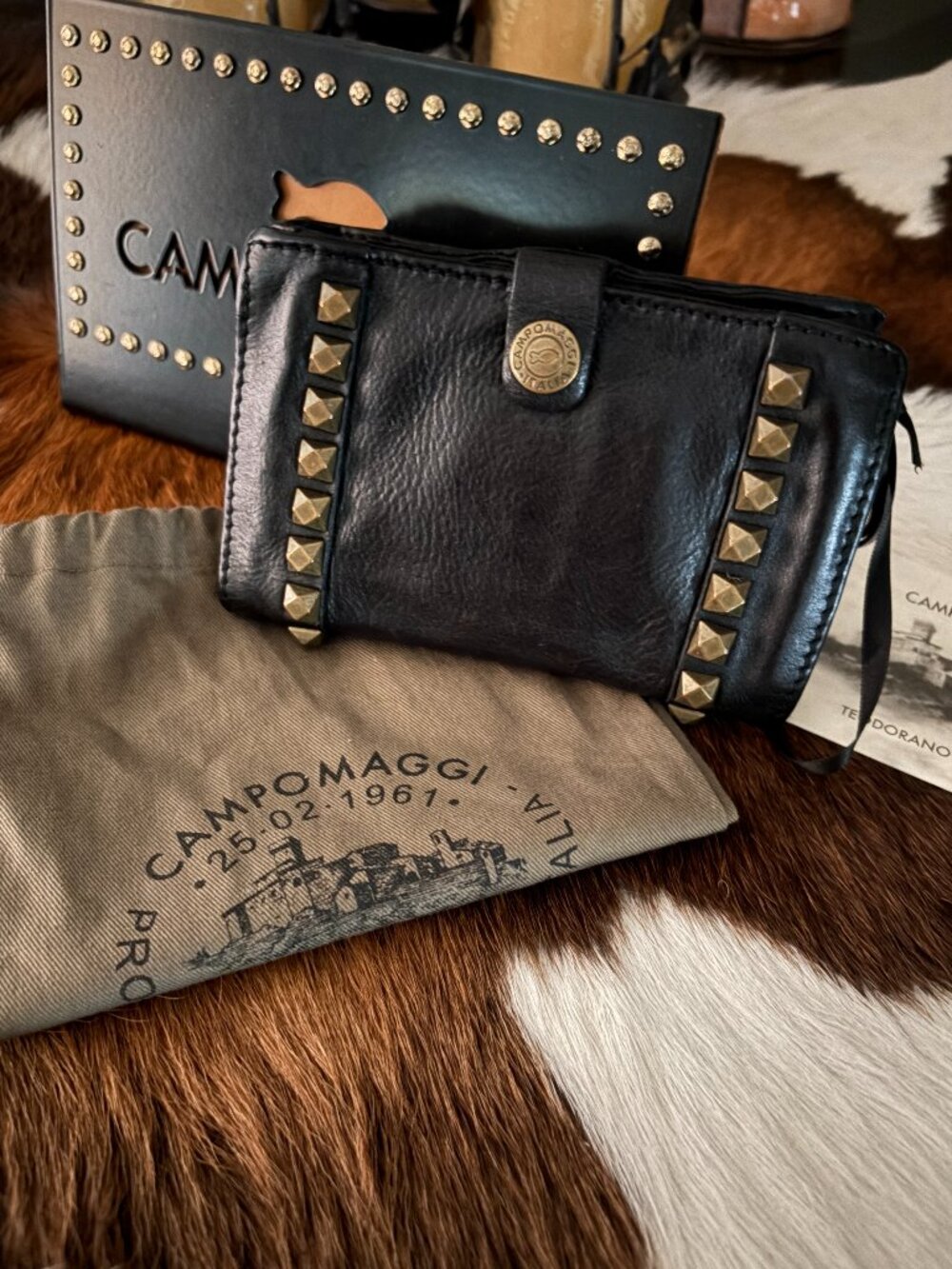 Campomaggi Small Studded Wallet - Black